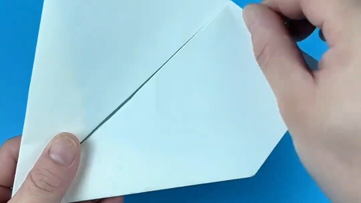 Vua máy bay giấy thế giới