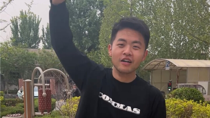 第一次跳舞有点紧张