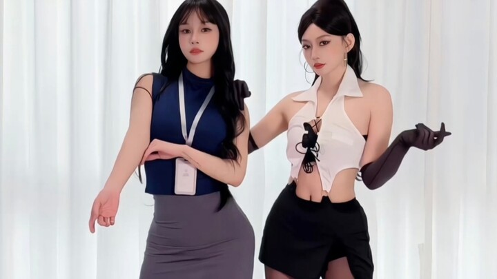 "Trouble Maker" Ai Nuan Limited-Edition Duo