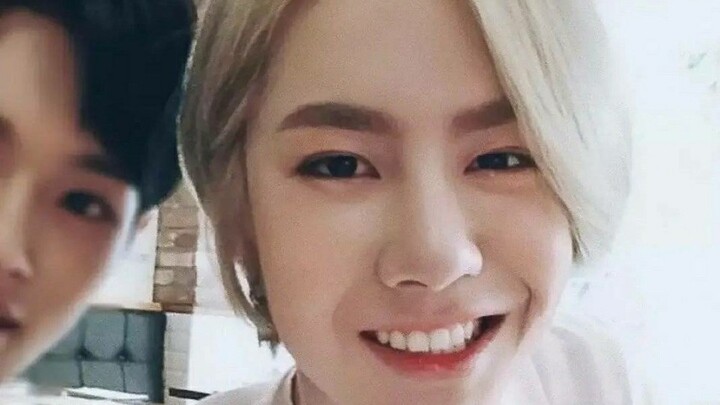 【Vương Nhất Bác】Trong Hội thao mùa thu ở Hàn Quốc, Vương Thiên Thiên trông thật dễ thương và ngọt ng