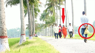 โทรศัพท์ของ FAKE CAT ด้วยปฏิกิริยาสาธารณะเล่นตลก