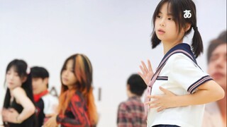 يوم الفتيات 【يويو】 - نظرة إلى المستقبل | رقصة فوتشو المستقيمة الجزء الثالث
