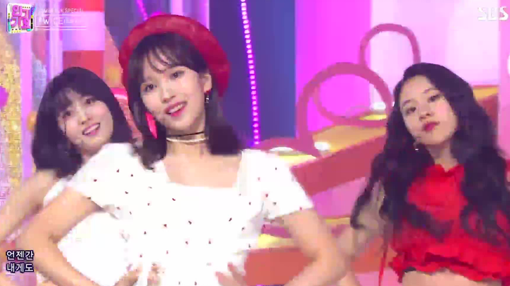 [Missing the energetic Nine Rabbits from their “Love” era] TWICE - What is Love [Inkigayo 20180415]