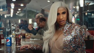 هل تقول بيبسي أوكرر أمام كاردي بي؟