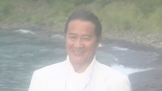 Itu adalah Severn yang sama, dan dia juga menggunakan kacamata untuk bertransformasi, tetapi ada kes