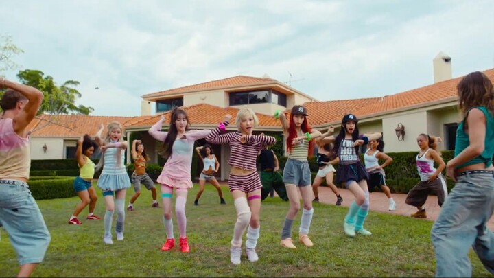 KiiiKiii 404 (New Era) MV