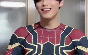 แค่เสื้อเชิ้ตก็จะตายอยู่แล้ว😂
