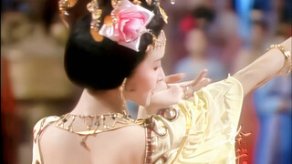 “翩若惊鸿，婉若游龙”一舞倾城的具象化！