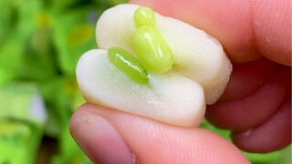 #Exploding gummies are so embarrassing that you eat them even though you told them not to. #Must-hav