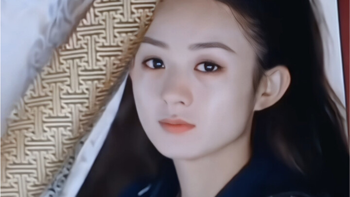 Ai mà hiểu nổi, khi cô nàng Sở Kiều u sầu, lạnh lùng bật cười thì thật sự cảm giác cả thế giới như b