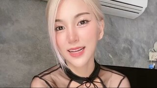 ขับรถล่าจ้า