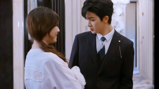 ในโลกแห่งนิยาย เขาได้พบกับน้องสาวของเขาที่ไม่เคยเกิดมา [โลกทั้งใบกำลังรอให้คุณแตกสลาย | จู เจิ้งถิง]