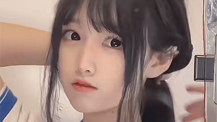 It's not me who's beautiful, it's my 18-year-old self.