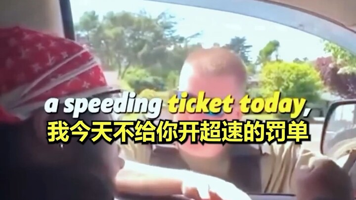 Seorang pria ditahan karena membawa ganja, tetapi malah dikenai tilang karena membuang sampah sembar