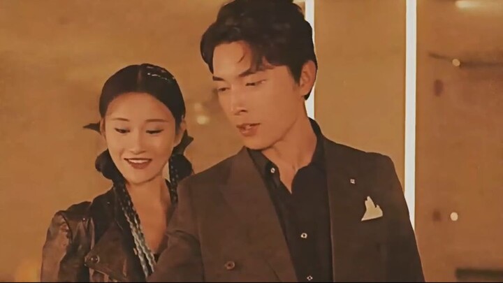 เลขาปลอมตัวไปดูตัว...แต่ไม่คิดว่าหนุ่มที่เจอจะกลายเป็นเจ้านายตัวเอง! ซ้ำยังต้องไปเดทกับCEOทุกคืน!