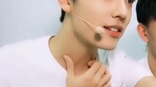 重庆大辣椒名不虚传啊 ，又A又温柔又有趣，话说他耐心是真好。