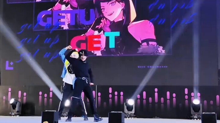 Just after taking a break from making tiles and pouring some water, you get a prize?