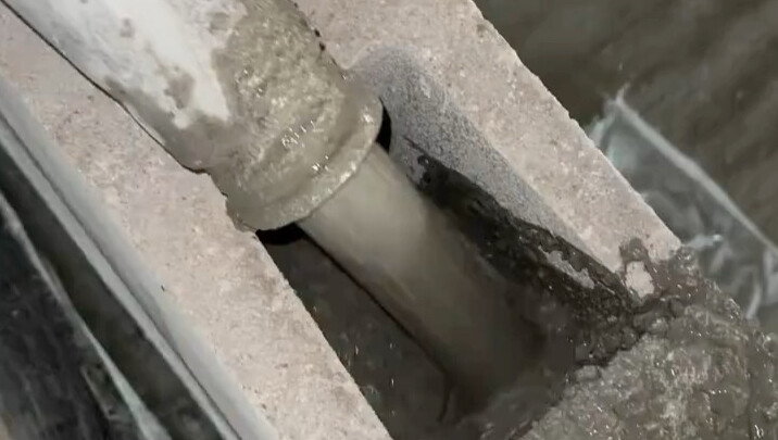 ก่อผนังใหม่เทปูน