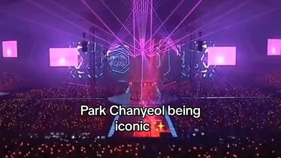 Exo Chanyeol being iconic 💙