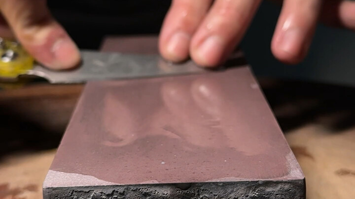 Yellow Folding Knife vs. Yellow Peach