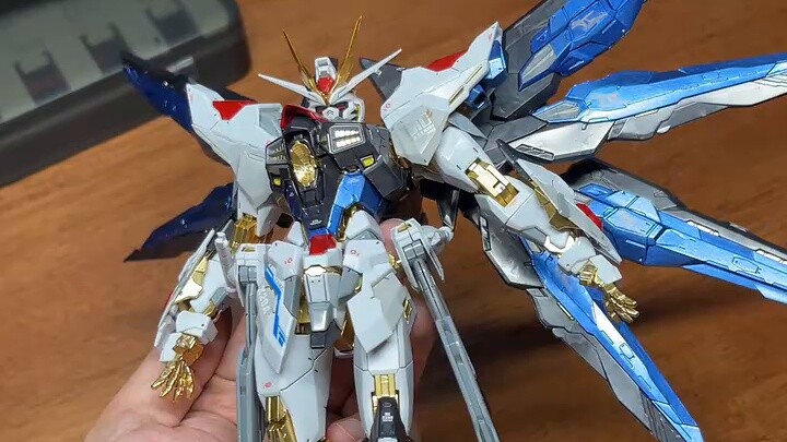 Model yang direkomendasikan untuk menyiksa teman