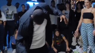 الإطار يسقط تلقائيًا، نيلسن 😨