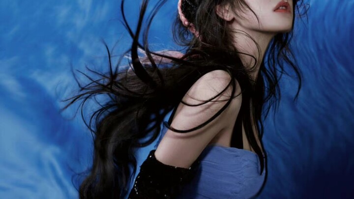 People always say she's not pretty enough, but little do they know—when she finds the right style, s