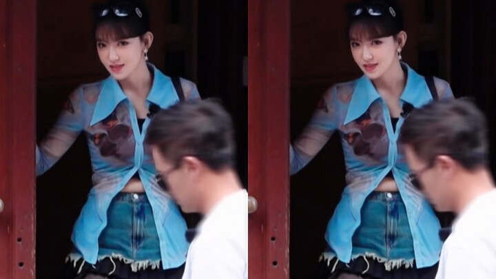 “Help! How on earth did they shoot this variety show to look like a fashion spread? People walking d