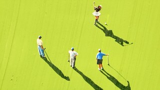 How to play golf on paint?