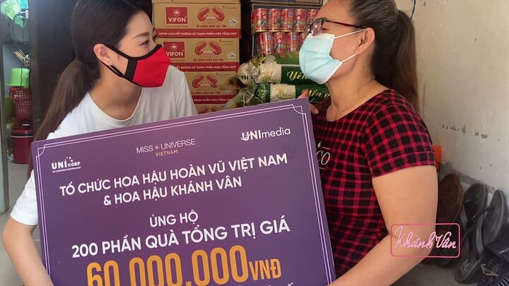 MISS VÉ SỐ TẶNG QUÀ CHO CÁC ANH CHỊ, CÔ CHÚ BÁN VÉ SỐ