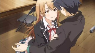 Top 10 Anime Where A Popular Girl Falls In Love With An Unpopular Guy!