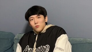 เพิ่งเล่นบอลเสร็จก็ถูกจับมาเลียนแบบควอน จี-ยงเลย