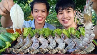 กุ้งลายเสือ ซาซิมิกินสดๆ ตัวใหญ่ๆ จิ้มซีฟู้ดวาซาบิแซ่บสุดๆ