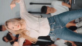 【4k】Lady B Seungyeon meng-cover lagu KILL THIS LOVE