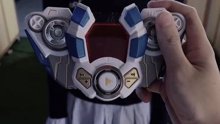 If gaining the ability to become a hero requires such a painful price, do you still want to be a her