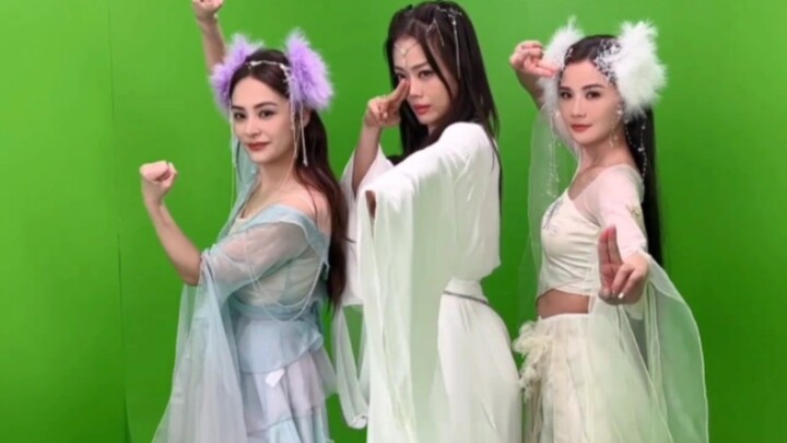 Cảnh kinh điển “Tôi sẽ nói với bố” của Joey Yung tái hiện. Sa đã làm hỏng màn surprise sinh nhật dàn