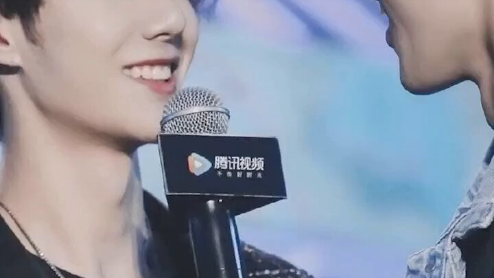 【博君一肖】I really didn’t believe in finger learning…until…I smiled and didn’t lie to me