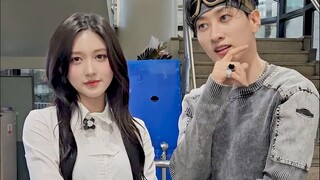 تحدي الرقص على أغنية "UP N DOWN" لـ إينهيوك مع IVE