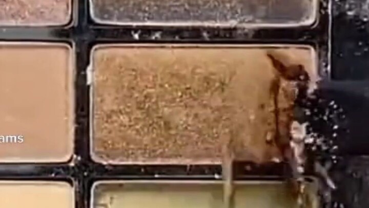 BERSIHIN MAKE-UP SAMBIL CERITA YYUKK  ! | FROM YT / CAPCUT