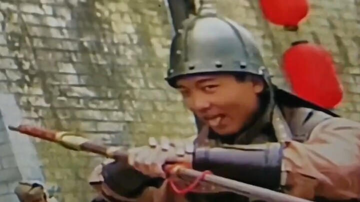 Bạn chắc chắn không ngờ nổi, những khoảnh khắc hài hước của diễn viên quần chúng trong phim truyền h