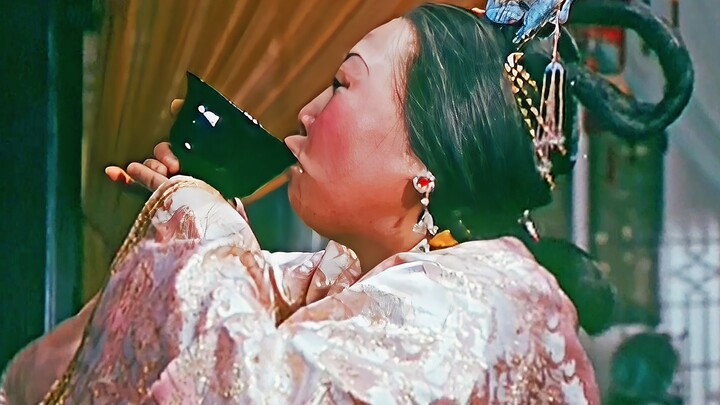 神仙拿鼻涕制美容汤，丑婆娘为变美一口喝下，不料变美就大难临头