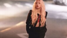 (G)I-DLE 230217 Yu Qi "VOGUE+Pejalan Malam"