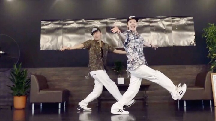 Koleksi Koreografi Showcase 05, Tari Double Lock "Yeah 3x" Chris Brown [Hilty & Bosch]