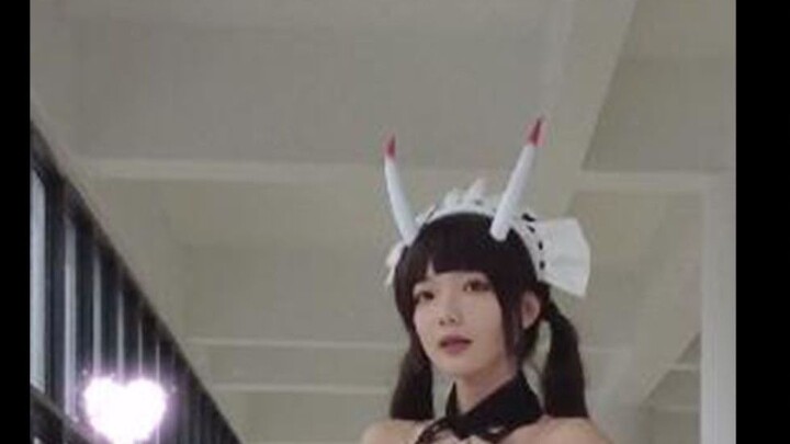 [ Azur Lane ] "The Commander's smile is still the cutest~" | Noshiro Maid Dress Up Cosplay