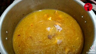 sotanghon soup