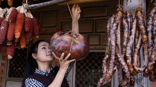 Tripe-wrapped Pork, Yi Minority's Cuisine for Distinguished Guests