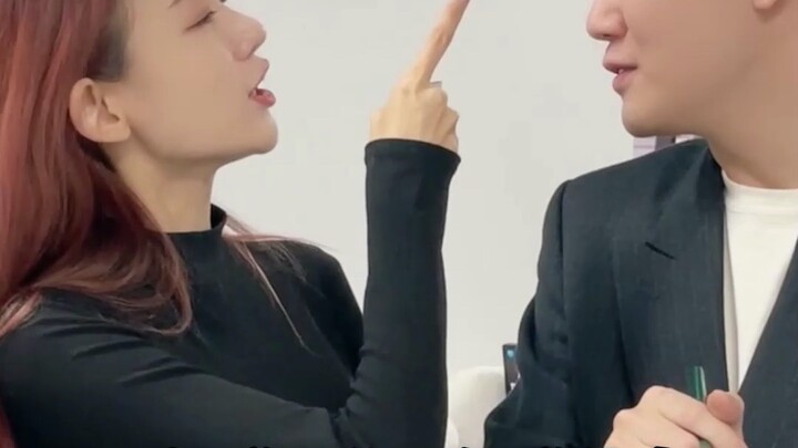 搞笑女的生活比综艺还精彩