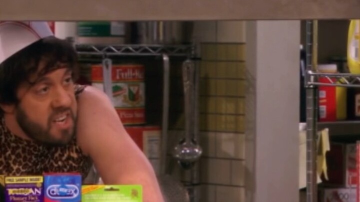 [2 Broke Girls] Oleg selalu siap bertarung