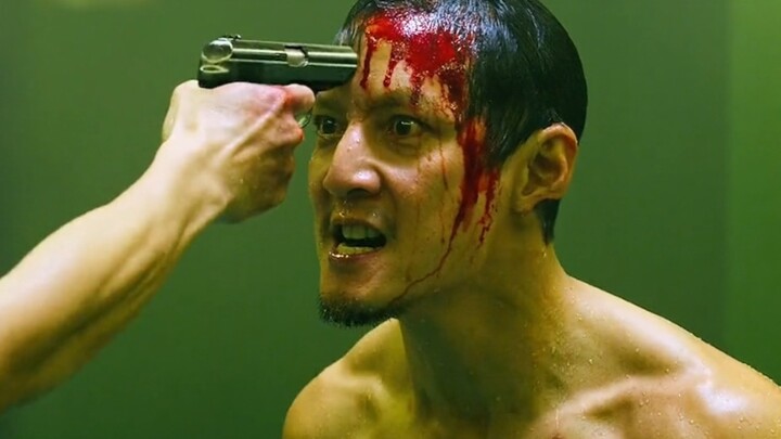 A-Zu perfectly recreates a notorious Hunan gangster—lay off, A-Zu, Jackie Chan’s everywhere outside!