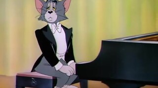 ทอมและเจอร์รี่ แคท คอนแชร์โต แสดงเพลง Hungarian Rhapsody No. 2 ของลิซท์